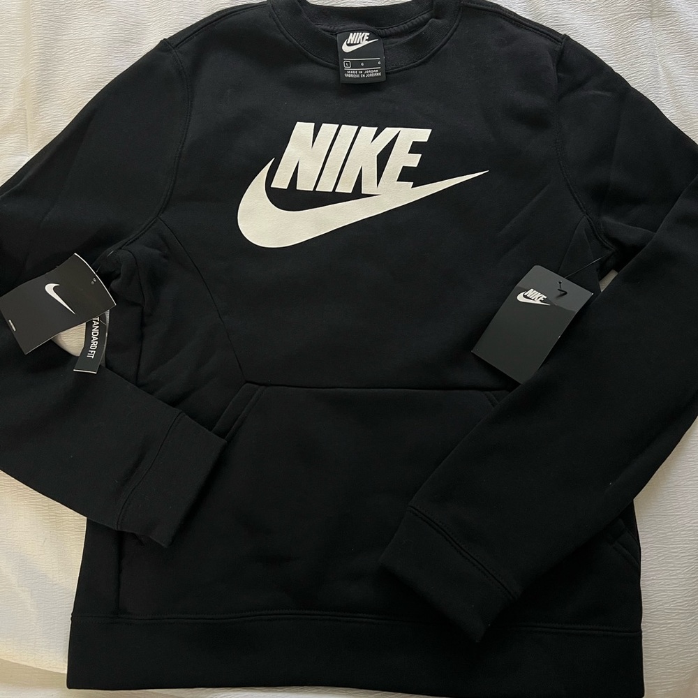 Nike sweatshirt